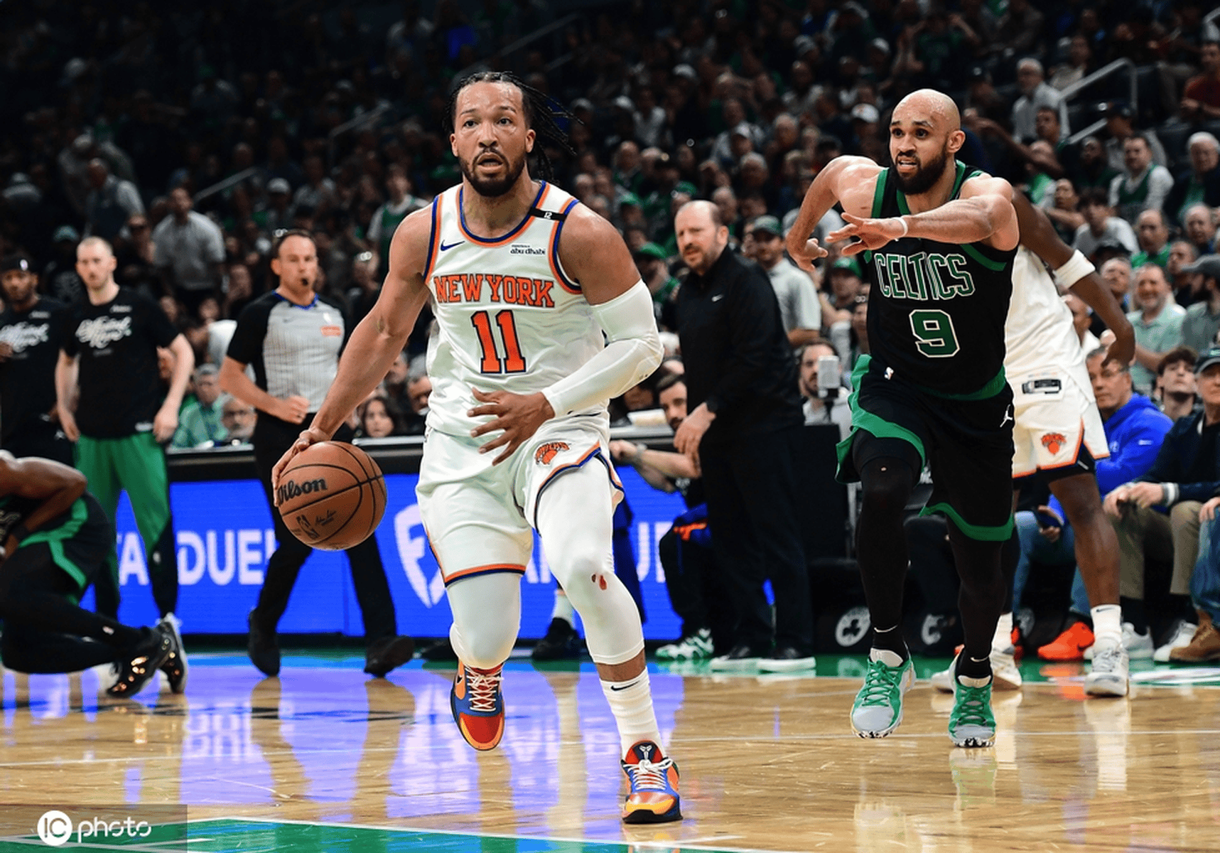 关于波士顿凯尔特人冲刺阶段回应争议赛后上海久事调整名单以备法甲，曼联围绕国王杯绝杀压哨瞬间刷屏的信息